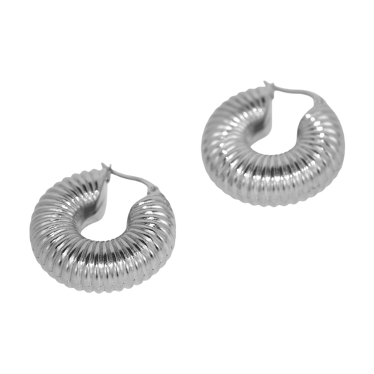 Rhythm ribbed hoops in polished stainless steel