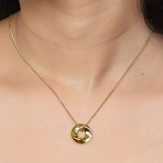 Gold Solo Orb Pendant Necklace close up
