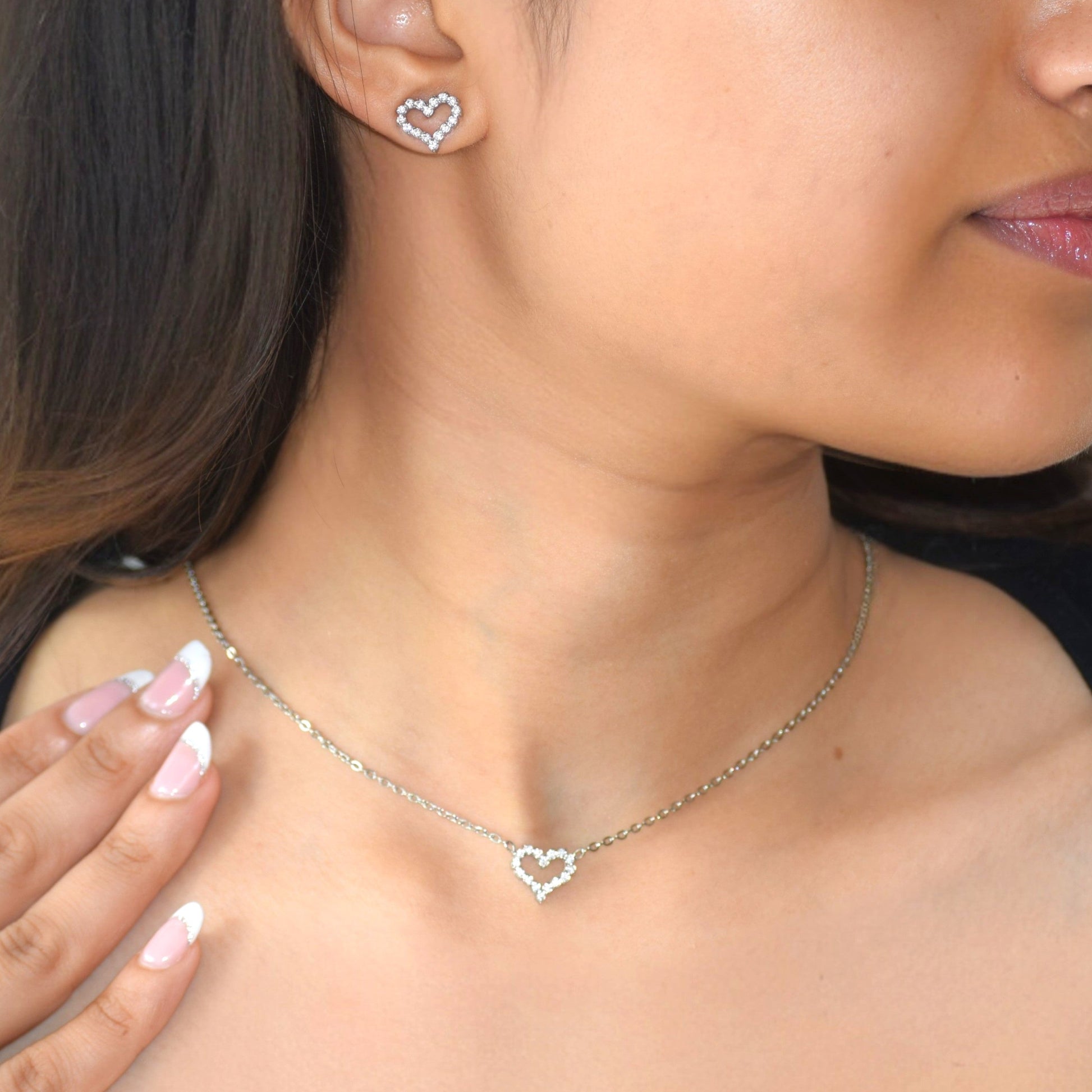 Silver Sweetheart zircon heart necklace worn on model